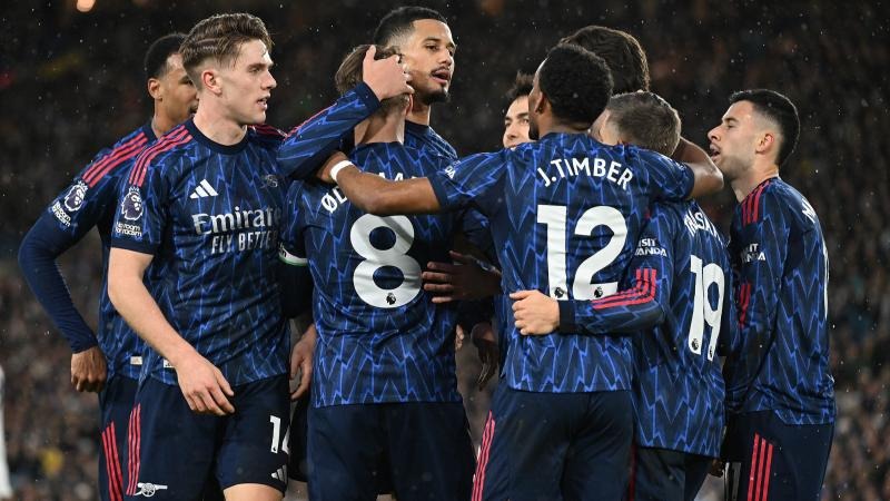 《FF7RE》导演自曝险改破坏剑造型 第三部核心已完工